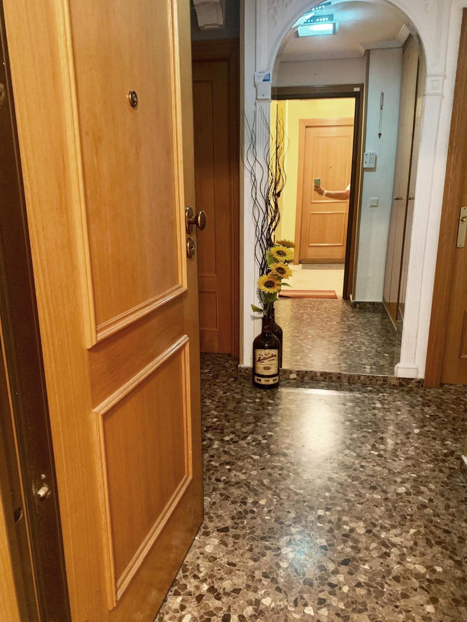 Apartamento Compartido Con Vista Al Puerto Valencia Apartment Exterior photo